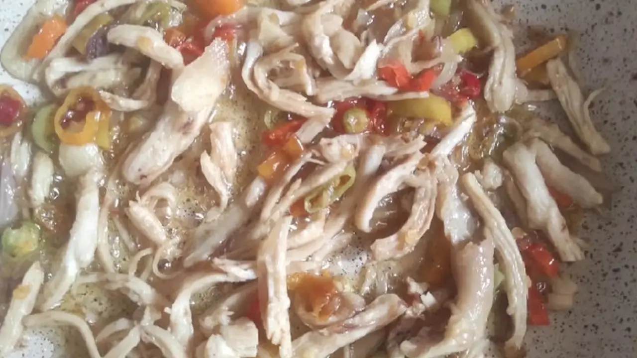 Ayam Suwir Sambal Embe