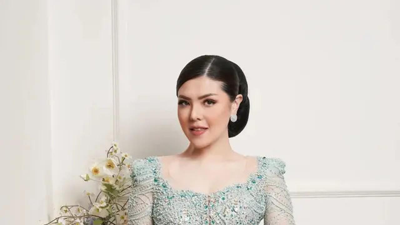 Kebaya Tosca untuk Penampilan Memukau, 4 Inspirasi dari Kahiyang Ayu hingga Tina Toon