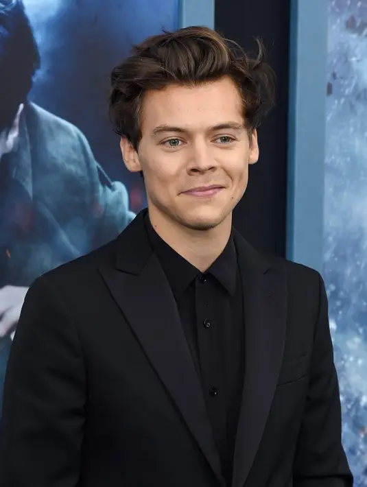 Melansir Mirror, Senin (31/7/2017), dilaporkan Harry telah jatuh cinta dengan seorang gadis yang bernama Camille Rowe. Gadis tersebut kabarnya merupakan model berdarah Amerika-Perancis. (AFP/JAMIE MCCARTHY)