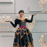 Baru-baru ini, penyanyi Dita Karang menghadiri acara Resepsi Penerimaan Diplomatik KBRI Seoul. (Instagram/@dita.karang_new).