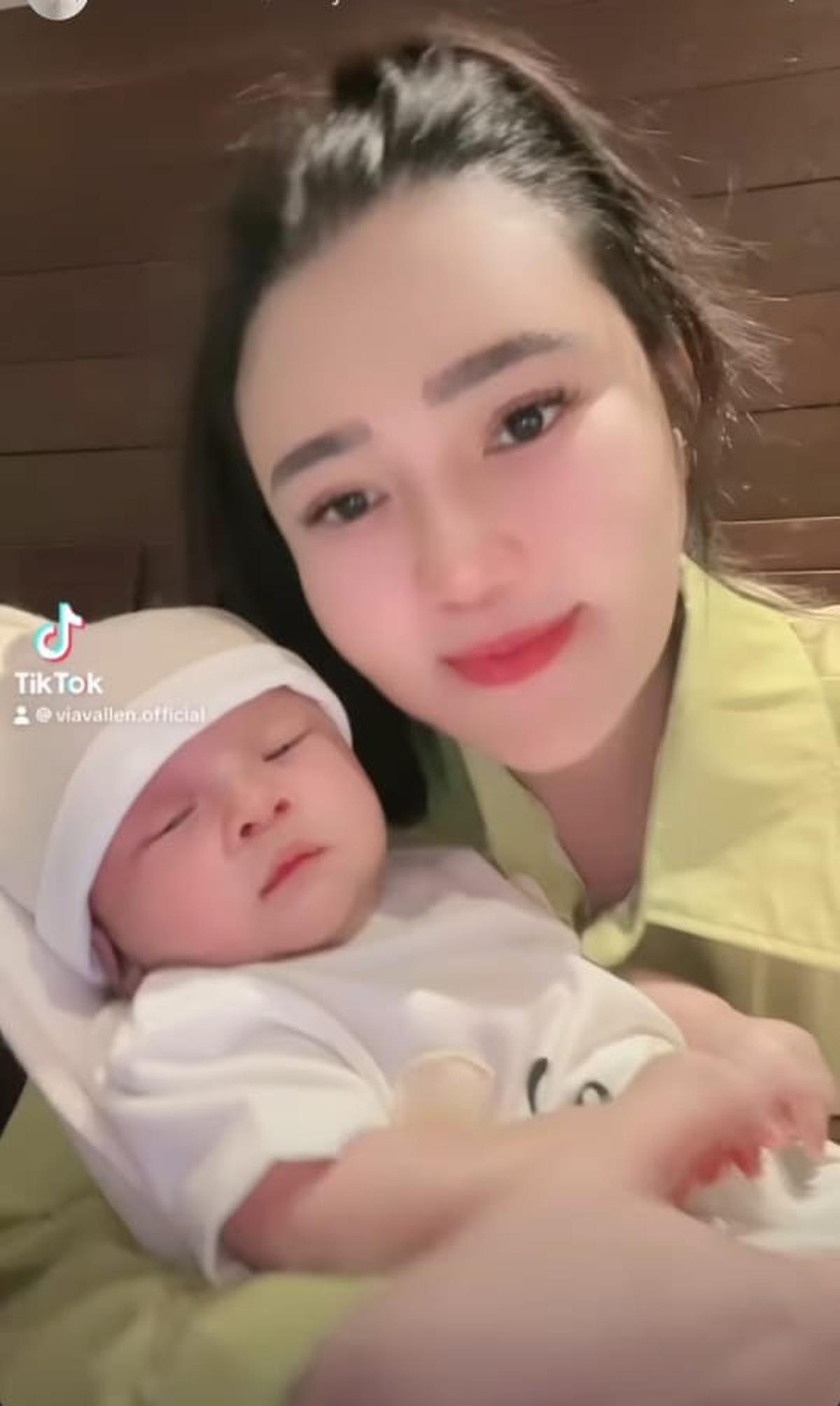 Potret Terbaru Baby Agham Anak Via Vallen