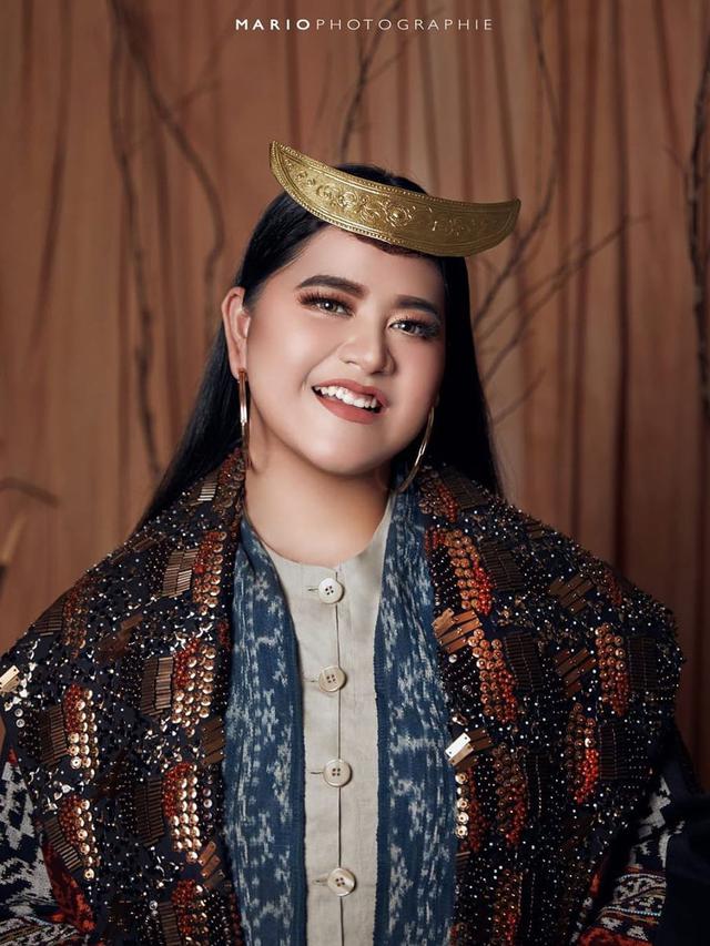  Pakaian  Adat  Nusa Tenggara Timur  Emas Baju  Adat  Tradisional
