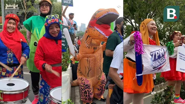 Keseruan Suporter dengan Kostum Unik Meriahkan myBCA Jakarta Running Festival 2026