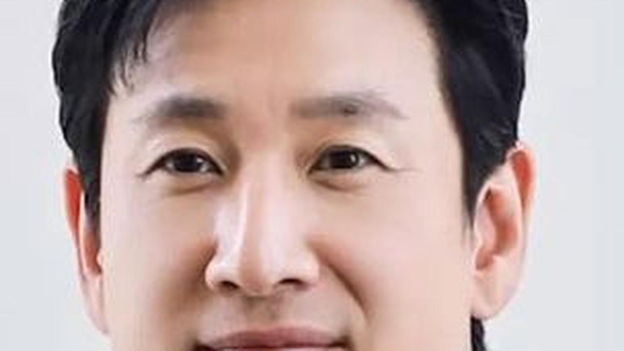Rekomendasi Drama Korea yang Dibintangi Lee Sun Kyung