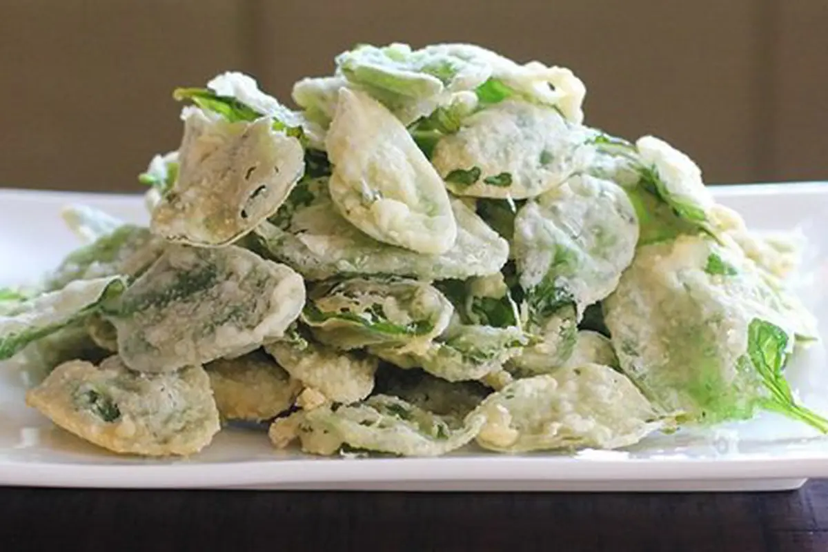 Keripik bayam bisa buat camilan/copyright My Style Recipe