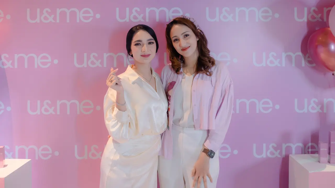 Sejumlah artis papan atas seperi Adelia Pasha, Ely Sugigi, Bebizi, Lutfi Agizal dan Wirang Birawa turut hadir dalam peluncuran produk U&ME Skincare.