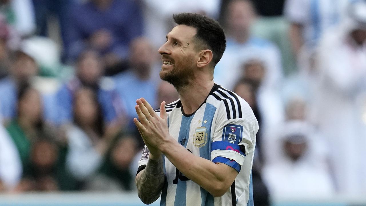 Foto: Lemes Bestie, Ketika Lionel Messi Dibuat Tak Berdaya oleh Arab Saudi di Laga Perdana Piala Dunia 2022
