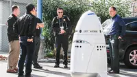 Reuters mencatat terdapat sejumlah perusahaan raksasa teknologi yang mulai fokus mengembangkan robot.