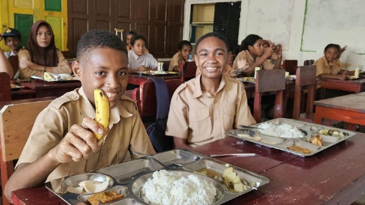 Program Makan Bergizi Gratis Prabowo: Mengubah Wajah Papua Menuju Indonesia Emas 2045