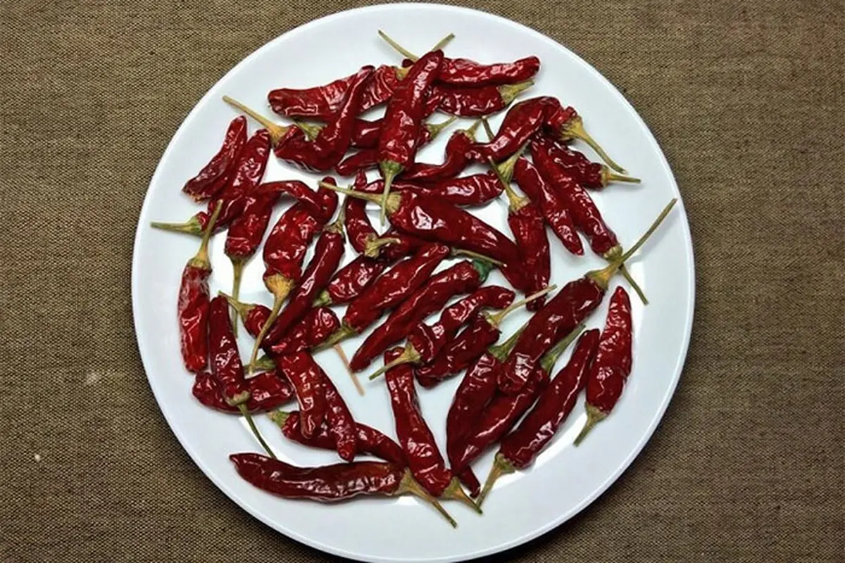 10 Makanan dari Kayu Ini Miripnya Bikin Kamu Ketipu Banget!