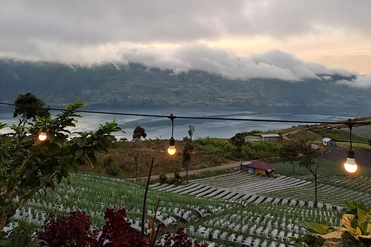 Pemandangan Danau Atas Alahan Panjang, Kabupaten Solok. (Liputan6.com/ Novia Harlina)