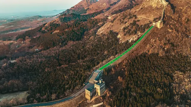 Sambut Tahun Baru Imlek, Bottega Veneta Pasang Instalasi Digital Raksasa di Tembok Besar Tiongkok