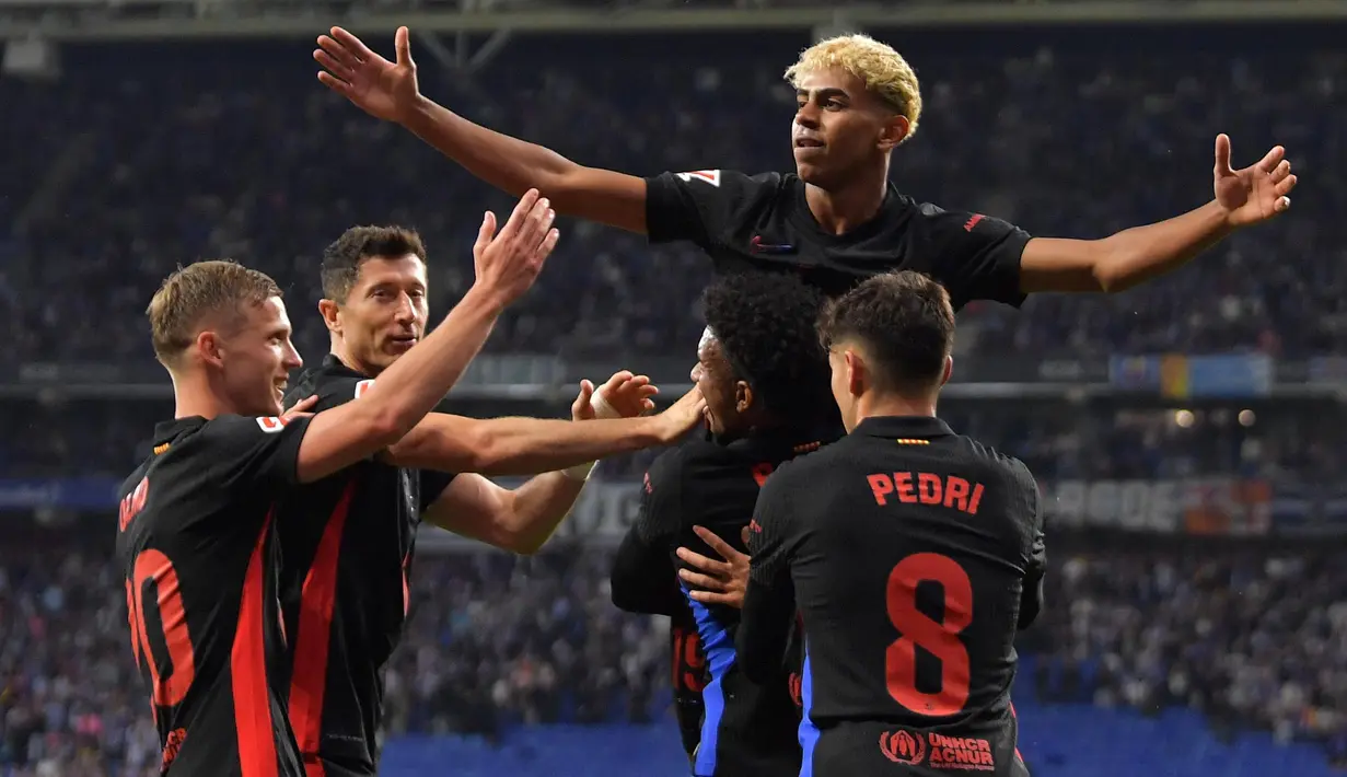 Kemenangan Barcelona sekaligus memantapkan posisi mereka di puncak klasemen sementara Liga Spanyol dengan 85 poin dari 36 laga. (MANAURE QUINTERO/AFP)
