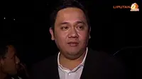 Nia Daniati Kunci Pintu untuk Farhat Abbas