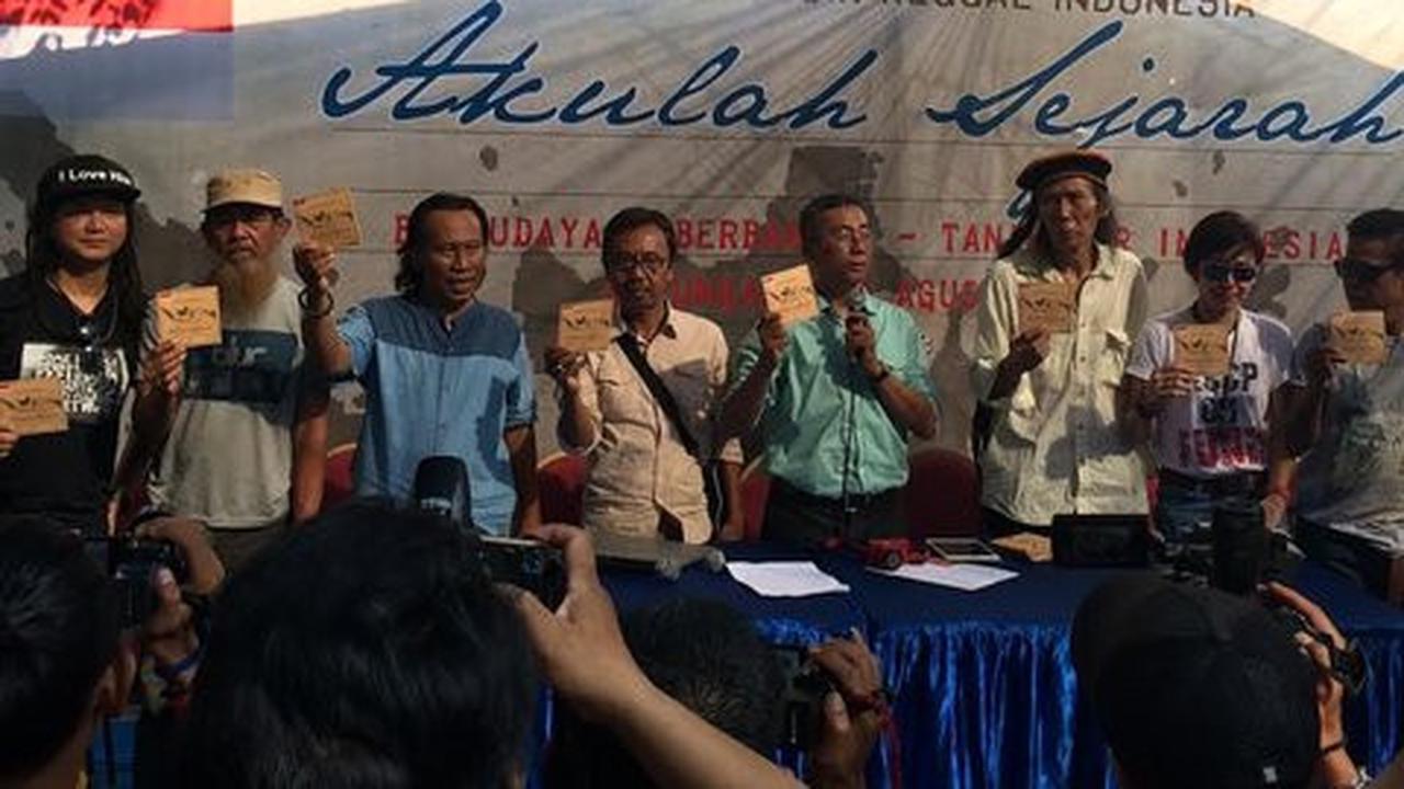 Sastrawan: Kritik pemerintah kalau enggak dihina, dibunuh