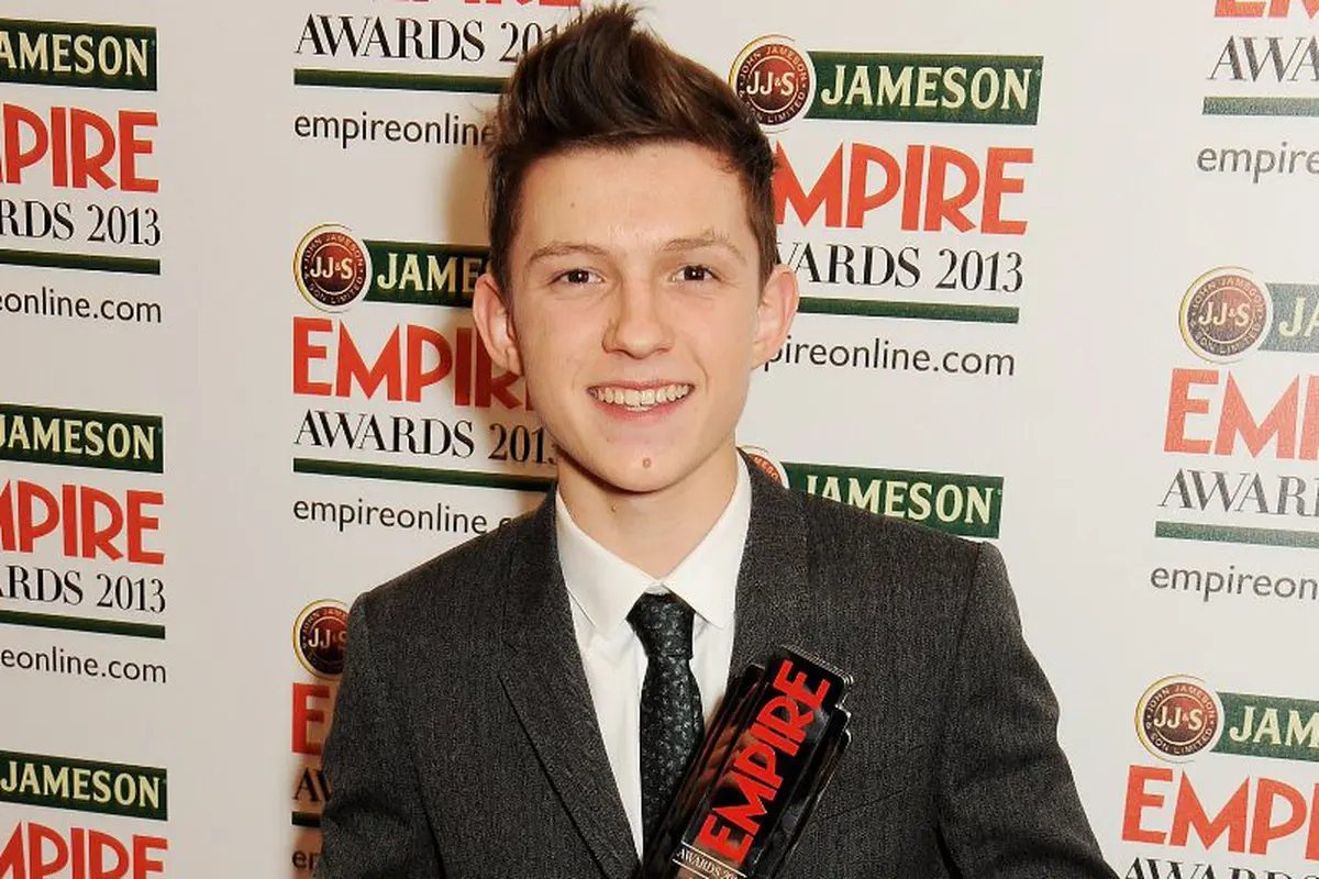 [Bintang] Tom Holland