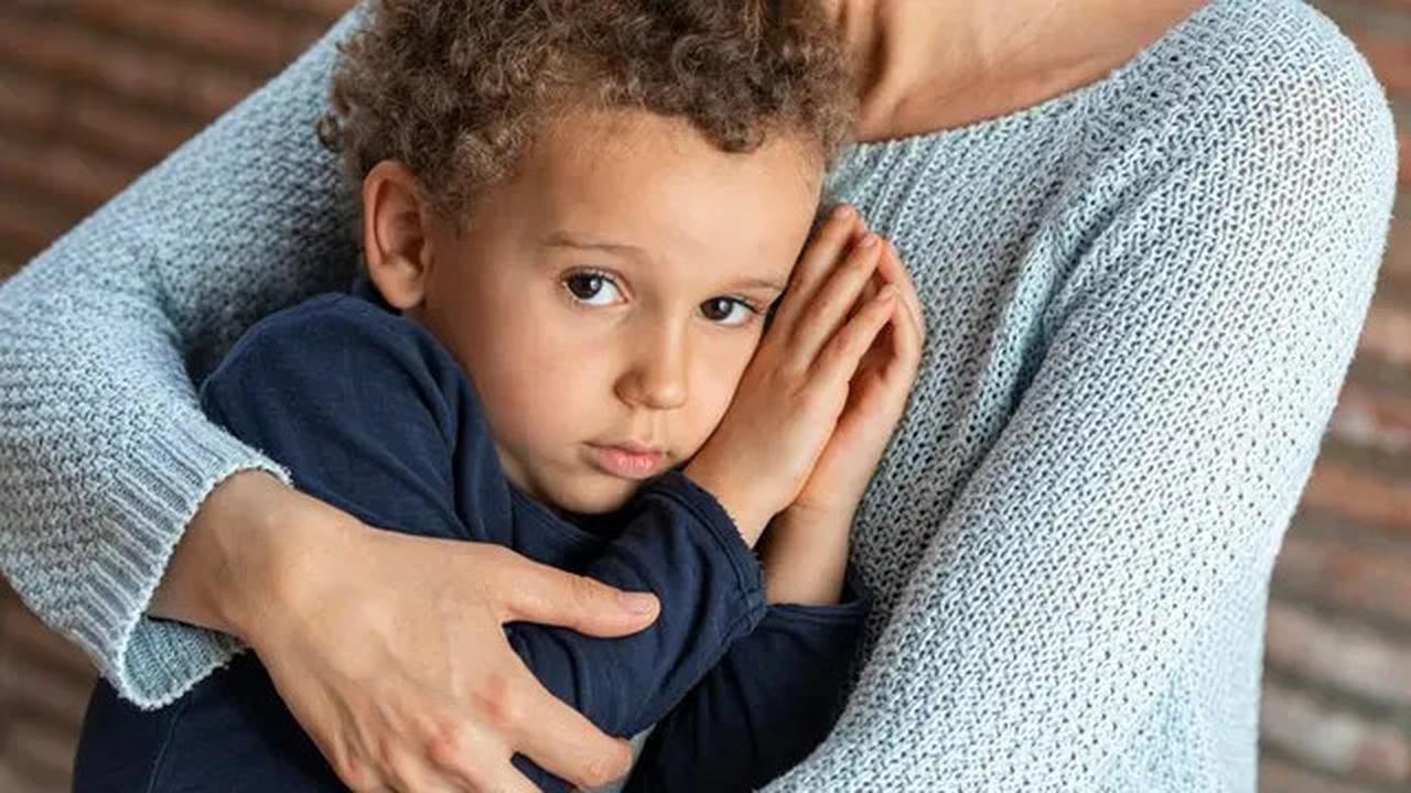 Cara Menyikapi Balita yang Suka Memukul, Tips Parenting Cerdas Orang Tua