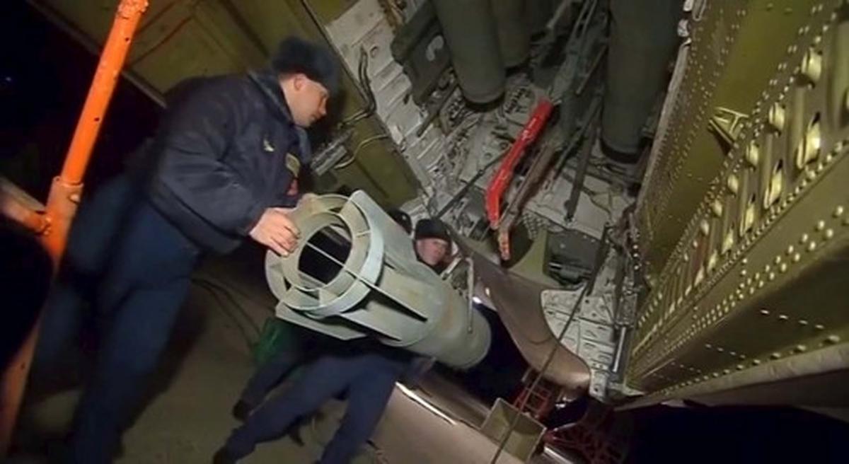 Gempuran sengit jet bomber Rusia di langit Suriah