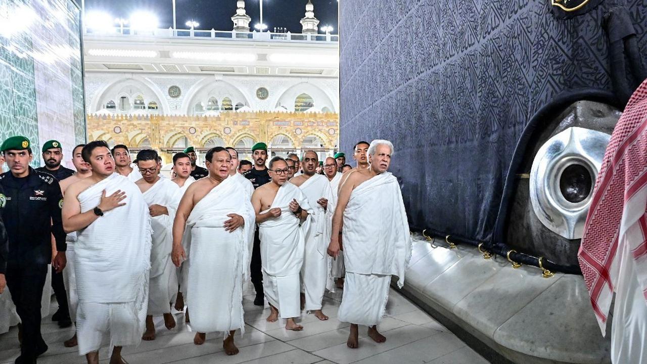 Prabowo tunaikan ibadah umrah di Masjidil Haram