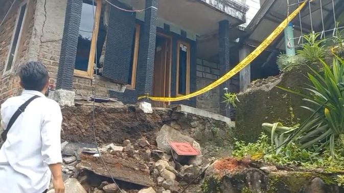 Pergerakan Tanah di 2 Desa Sukabumi Bikin 70 Rumah Rusak Berat