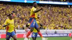 Gelandang Kolombia Jefferson Lerma berselebrasi setelah mencetak gol kedua timnya ke gawang Paraguay pada laga pembuka Grup D Copa America 2024 di Stadion NRG, Houston, Amerika Serikat, Selasa (25/6/2024).  (AP Photo/Kevin M. Cox)