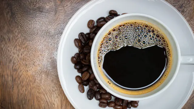 Gambar Ilustrasi Minuman yang Mengandung Kafein