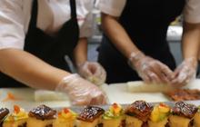 Pedagang Kaki Lima Wajib Kantongi Sertifikat Halal di 2024, Segini Biaya Mengurusnya