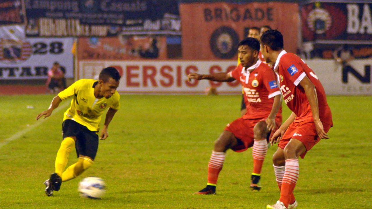Persija vs Semen Padang