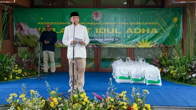 Sekretaris Jenderal KLHK Bambang Hendroyono saat mmeberikan sambutan selaku Pengarah Panitia Idul Adha Tahun 2024/1445 H. (Istimewa)