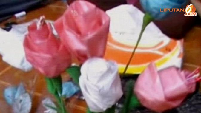  Cara  Membuat  Bunga  dari  Sedotan  Plastik  Untuk Manfaatkan 