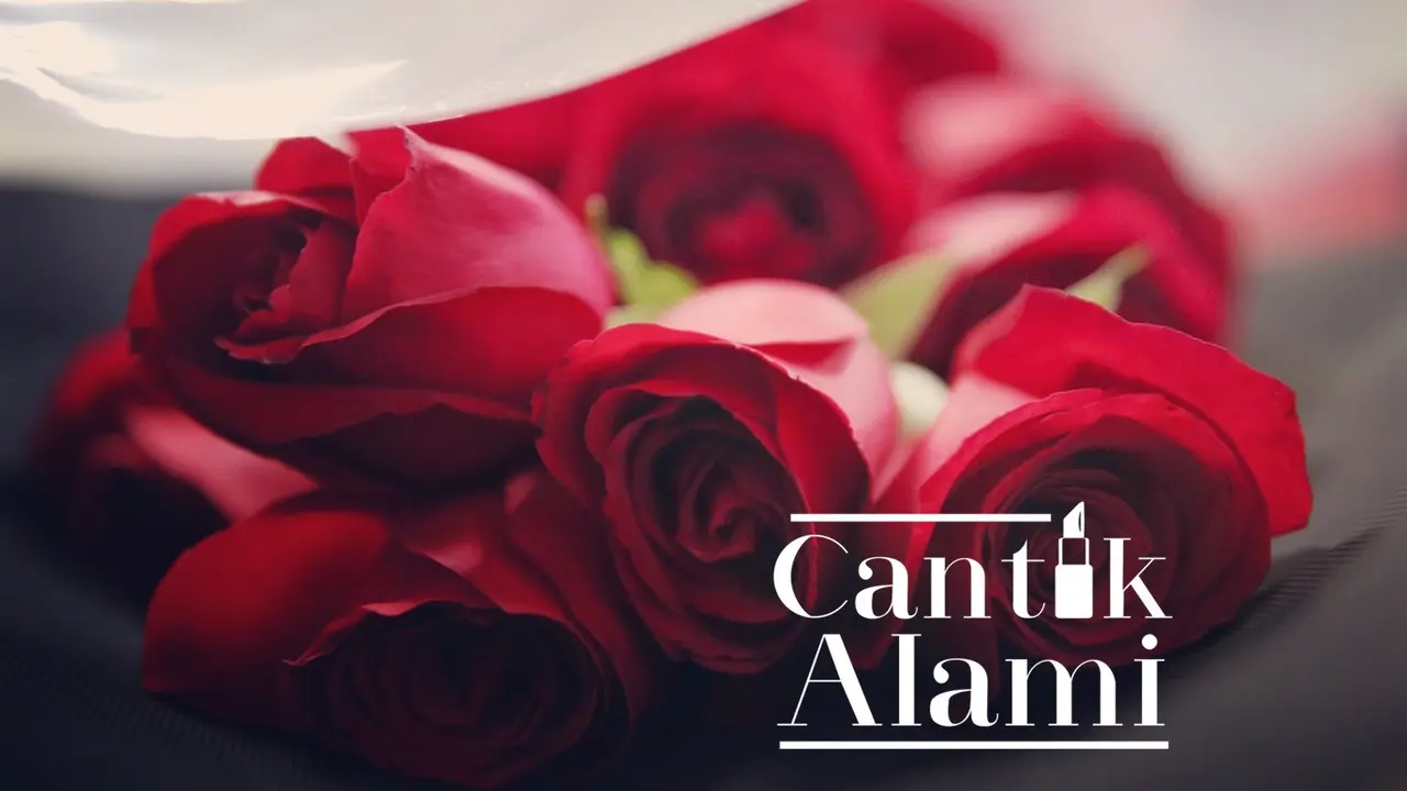 Cantik Alami: Manfaat Air Mawar untuk Wajah