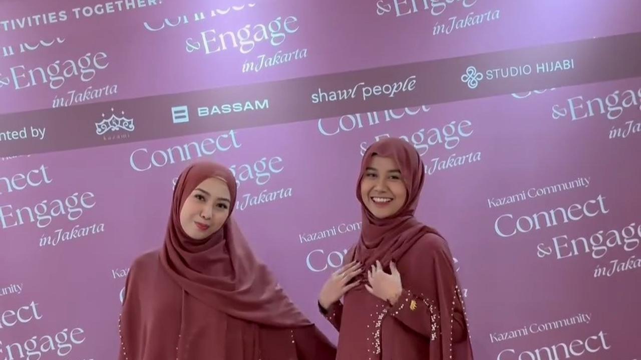 7 Potret Mayang Lucyana Tampil Pakai Gamis dan Berhijab, Kini Banjir Pujian