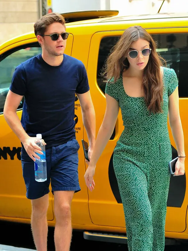 [Bintang] Hailee Steinfeld dan Niall Horran