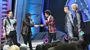 Komika Ephy saat berbicang bersama presenter dan juri Stand Up Comedy 2015 di Studio Indosiar, Jakarta, (13/11/2015). Para Finalis akan merebutkan memperebutkan hadiah ratusan juta rupiah. (Liputan6.com/Immanuel Antonius)