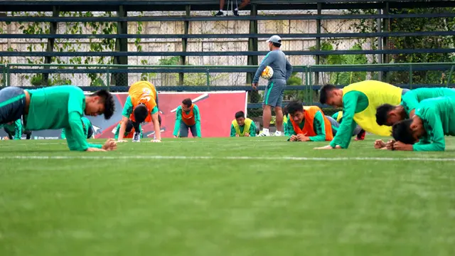 Timnas U-19  