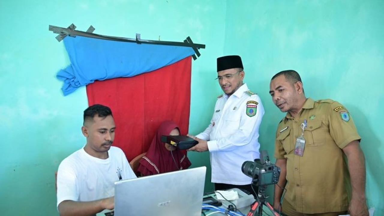 Trivia: Mengapa Perekaman e-KTP 'Jemput Bola' Penting di Wilayah 3T Seram Bagian Timur?