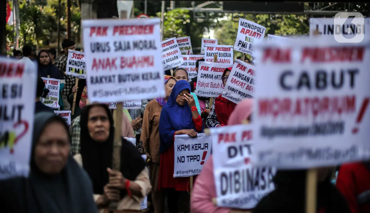 Kedua, revisi Kemnaker No. 291 Tahun 2018 dengan menata ulang kembali Sistem Penempatan Satu Kanal (SPSK) yang lebih komprehensif sesuai Konvensi Internasional No. 189 Tahun 2011, serta memberi kesempatan kepada Perusahaan Penempatan Pekerja Migran (P3MI) secara luas, adil dan bertanggung jawab tanpa monopoli. (Liputan6.com/Faizal Fanani)