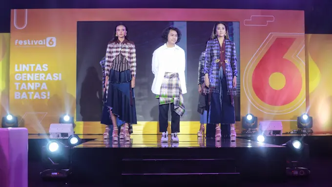 Fashion show dari Sumatera Selatan