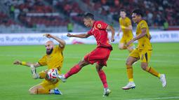 Kemenangan ini menjadi sangat krusial bagi Persija karena bisa mengembalikan kepercayaan diri setelah kekalahan tipis dari Semen Padang di laga sebelumnya. (Bola.com/M Iqbal Ichsan)