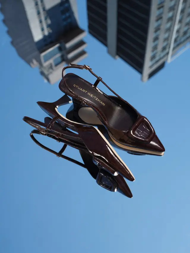 Sepatu Era ’90-an Kembali Jadi Tren, Stuart Weitzman Hadirkan Interpretasi Modern untuk Fall/Winter 2026
