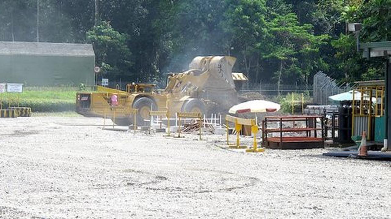 Ruhut sebut wajar bupati marah tiga menteri diam-diam ke Freeport