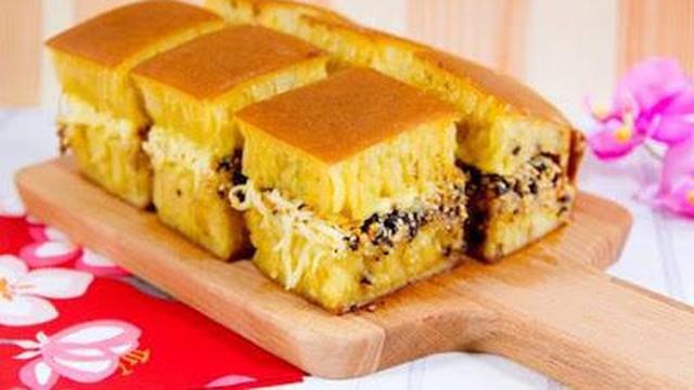 Martabak Manis Coklat Kacang