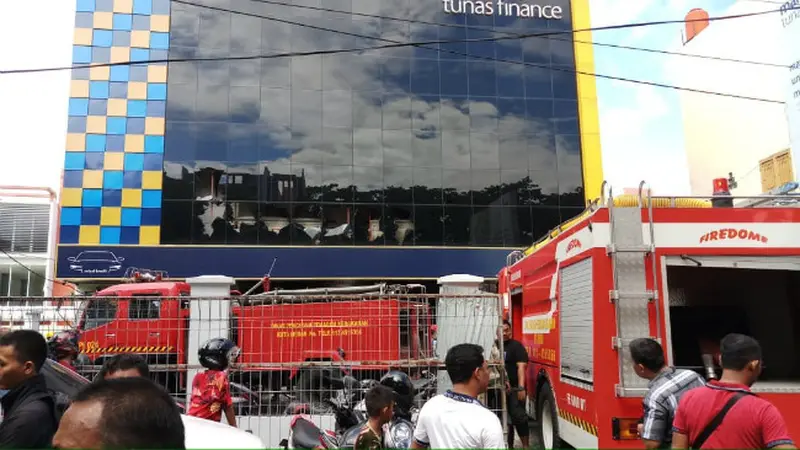 Kantor Mandiri Finance di Medan Diduga Dibakar Nasabah