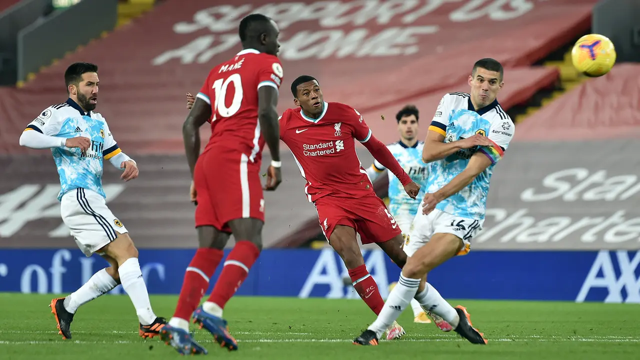 Foto Liga Inggris: Jinakkan Wolverhampton 4-0, Liverpool Tempel Tottenham