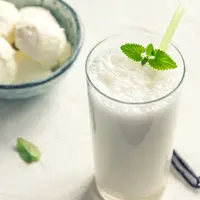 Resep Vanilla Milkshake./Copyright&nbsp;shutterstock.com/g/Mizina