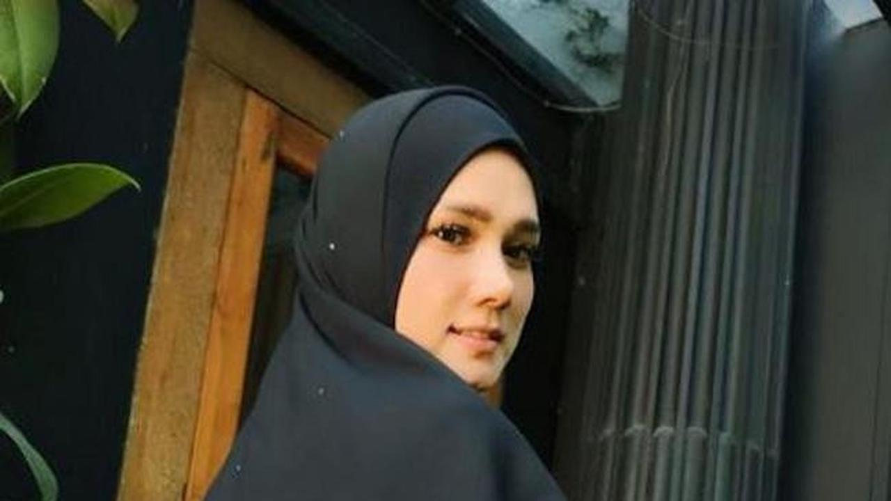 [Bintang] Mulan Jameela