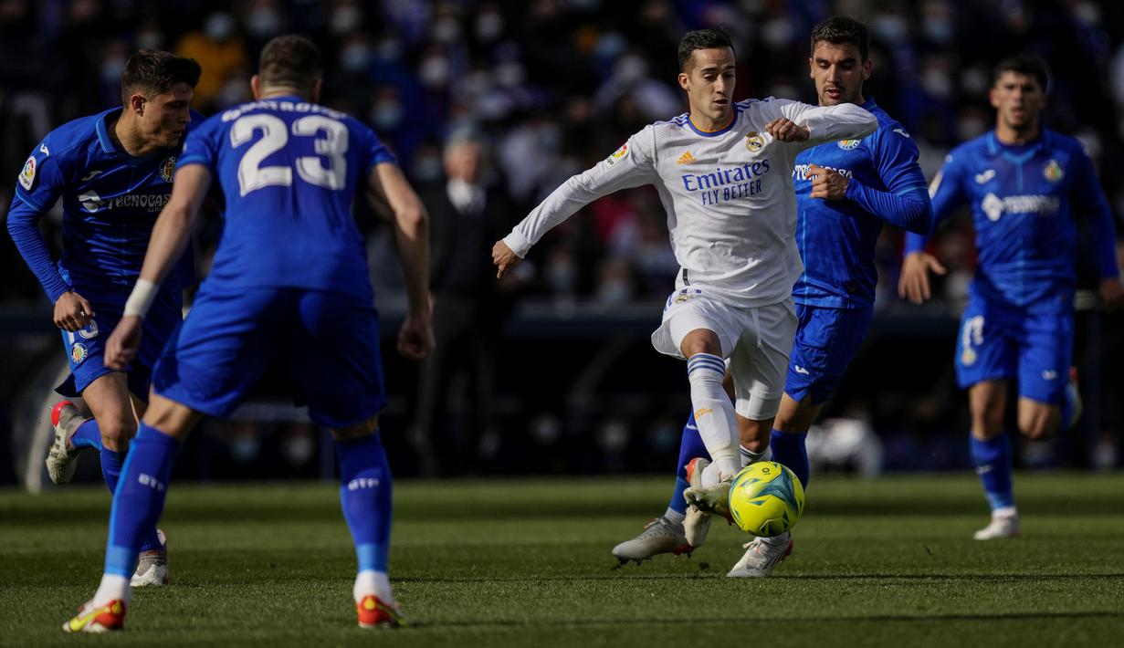 Getafe berhasil mengakhiri rekor 15 pertandingan tak terkalahkan Real Madrid di semua kompetisi. (AP/Bernat Armangue)