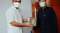 Eka Hospital Group di bawah naungan Sinar Mas (APP) kembali mewakafkan ribuan kitab suci Alquran ke berbagai daerah. (Dok Sinar Mas)