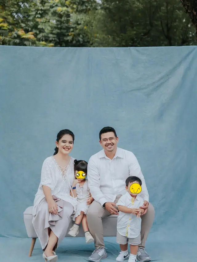 6 Potret Kahiyang Ayu dan Suami Rayakan Anniversary ke-4, Ajak Anak Pemotretan