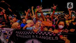 Sebagai penampil penutup, grup musik beraliran Ska itu berhasil membuat keriuhan memuncak dalam event tersebut. (Liputan6.com/Faizal Fanani)